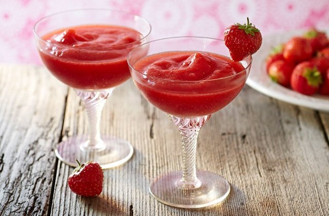 StrawberryDaiquiris Клубничный Дайкири с Мороженым