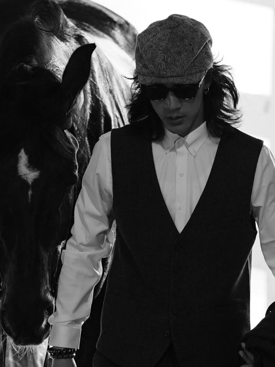 Актёр Цы Ша. Больше фото в галерее...