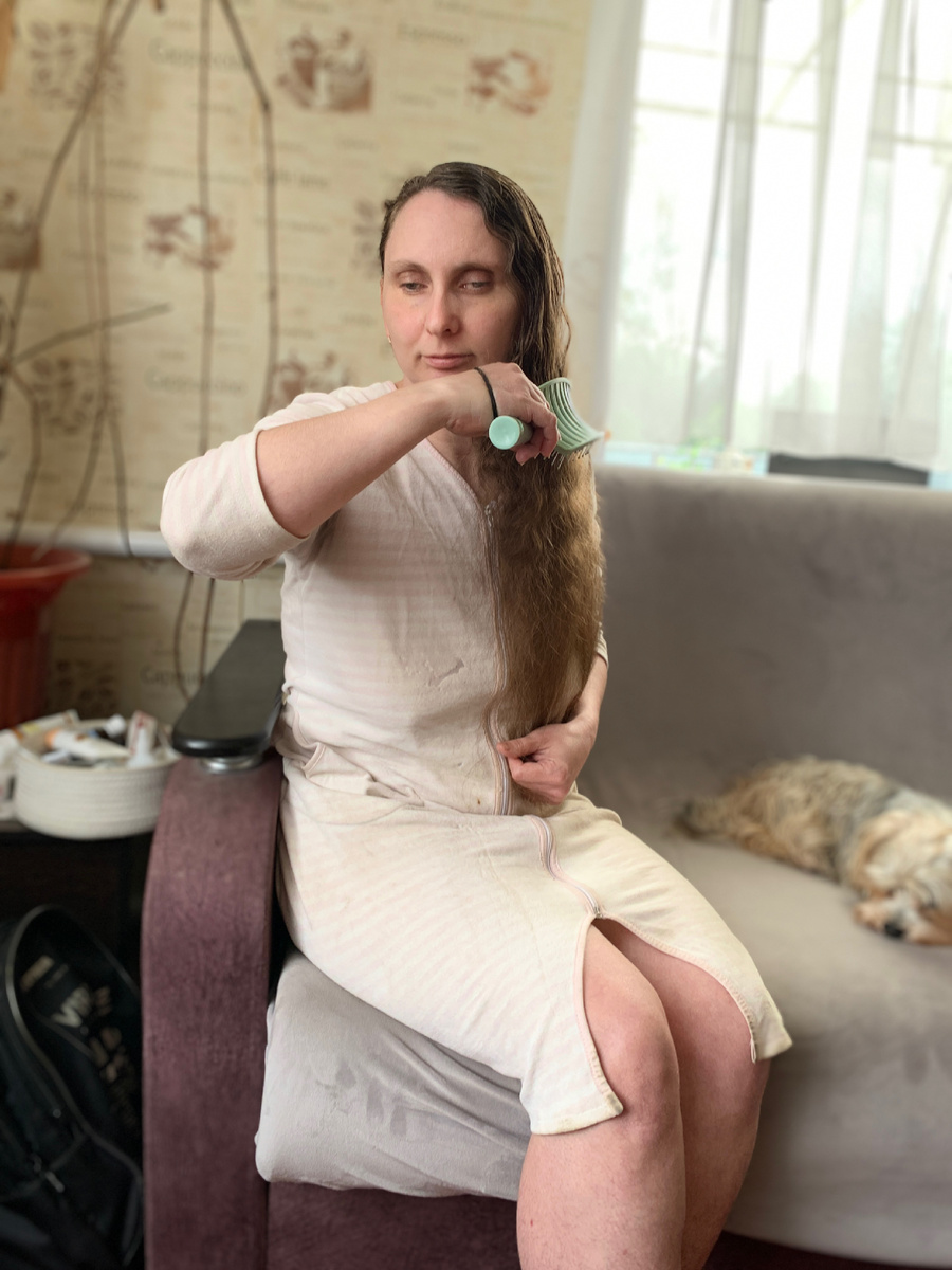 Я тоже иногда расчесываюсь)