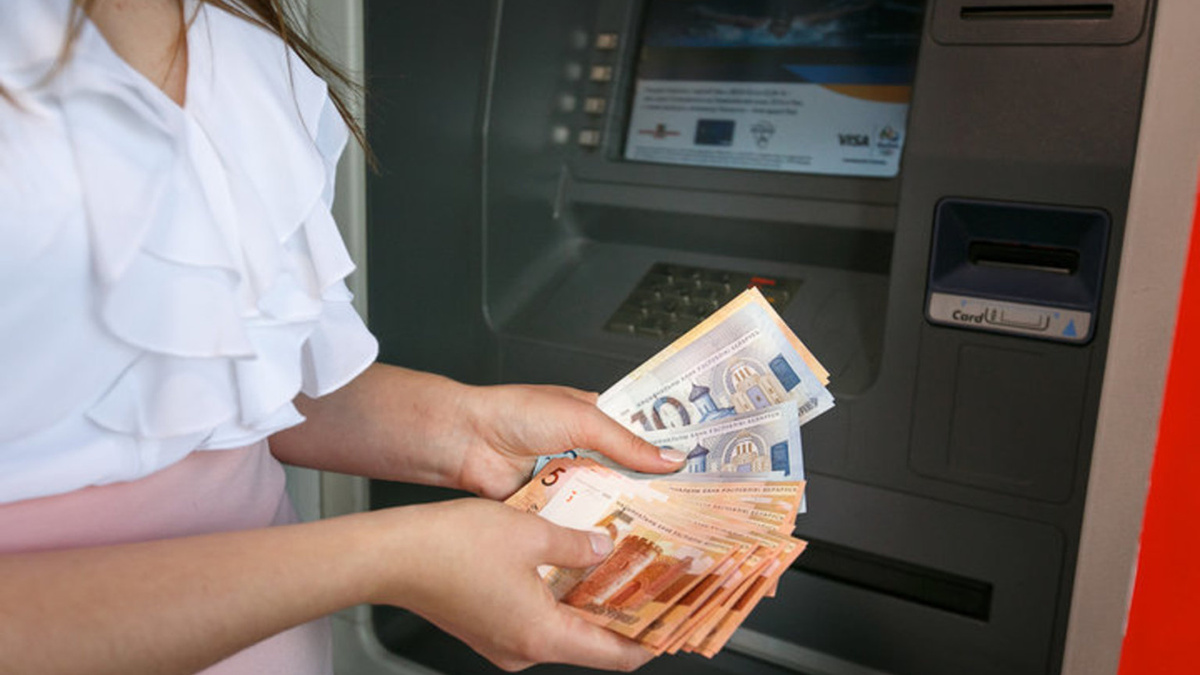 Вклады больше не радуют: ставки снова ползут вниз