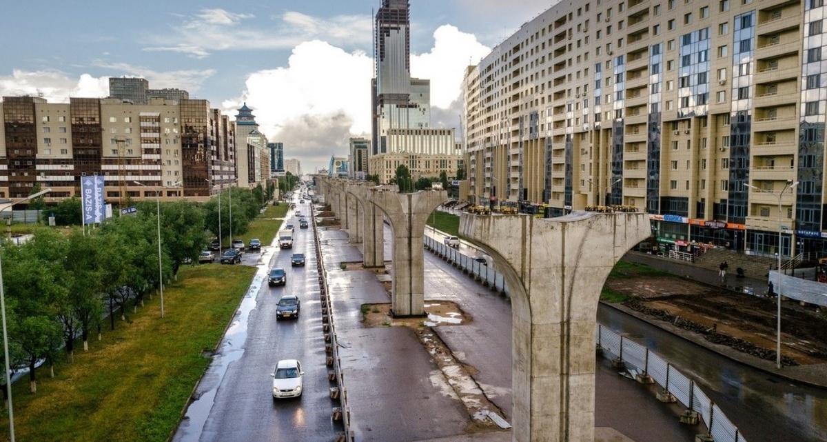 На трассе будущего надземного метро Астаны, возводимого с помощью китайских специалистов. Фото из открытых источников 