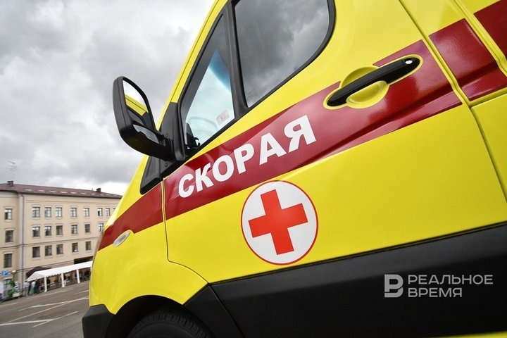 Помимо плановой госпитализации в неврологические отделения, подростки попадают сюда в остром состоянии на «скорой помощи». Максим Платонов / realnoevremya.ru