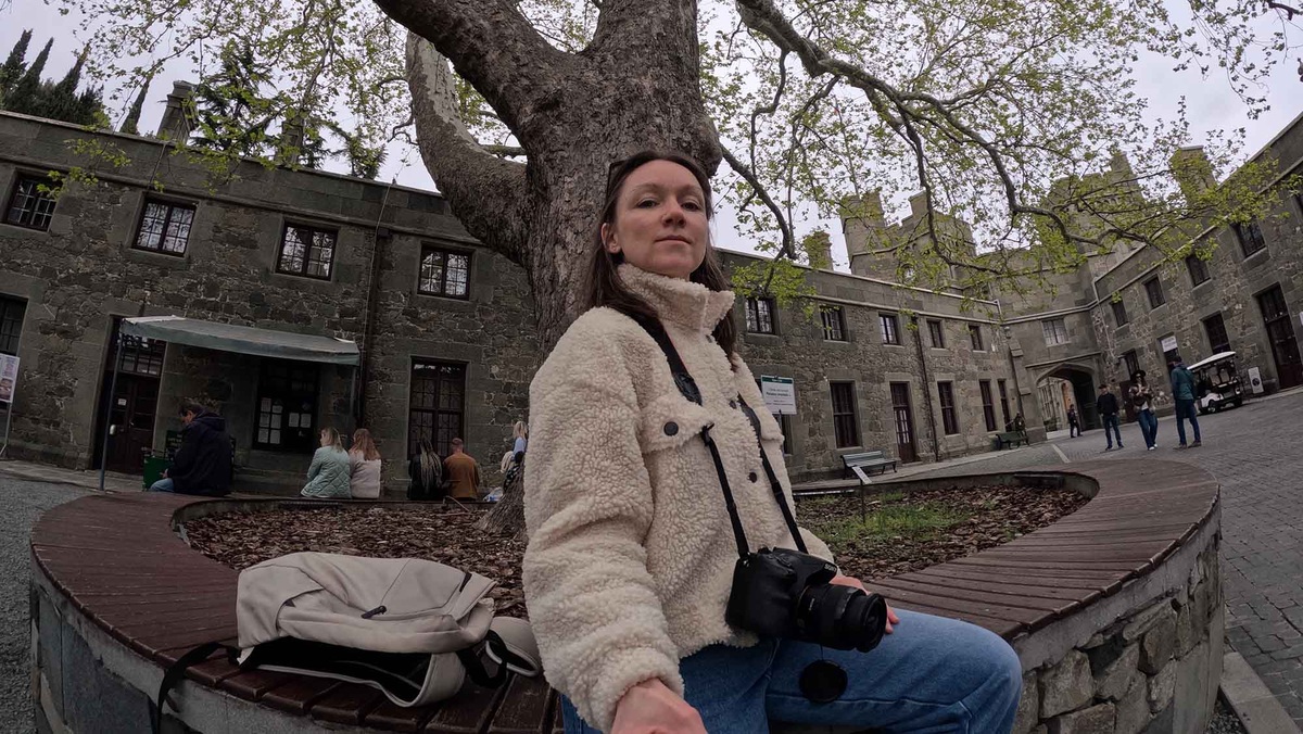 Воронцовский дворец с парком — уникальный памятник эпохи романтизма и одна из главных достопримечательностей Крыма. Находится в городе Алупка