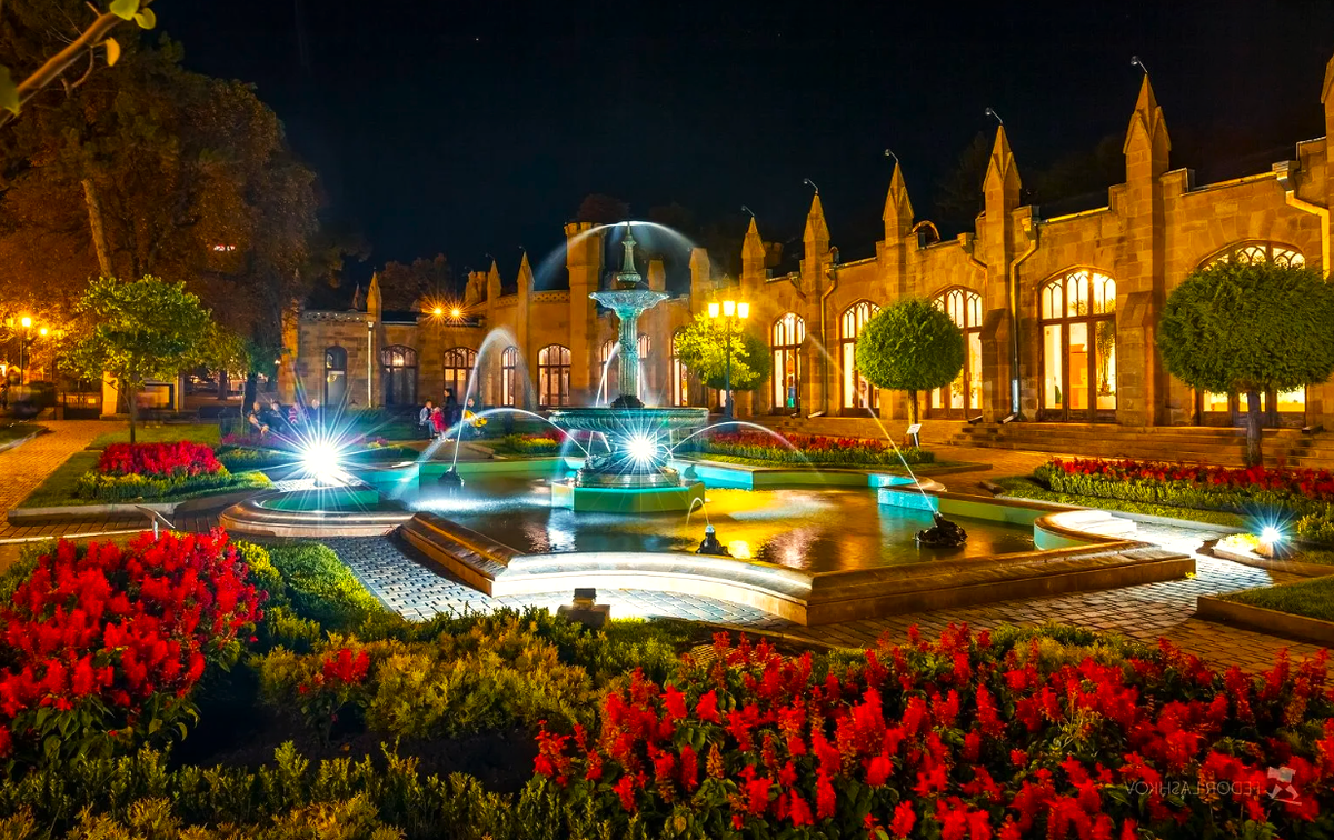 Кисловодск. Курортный бульвар нарзанная галерея