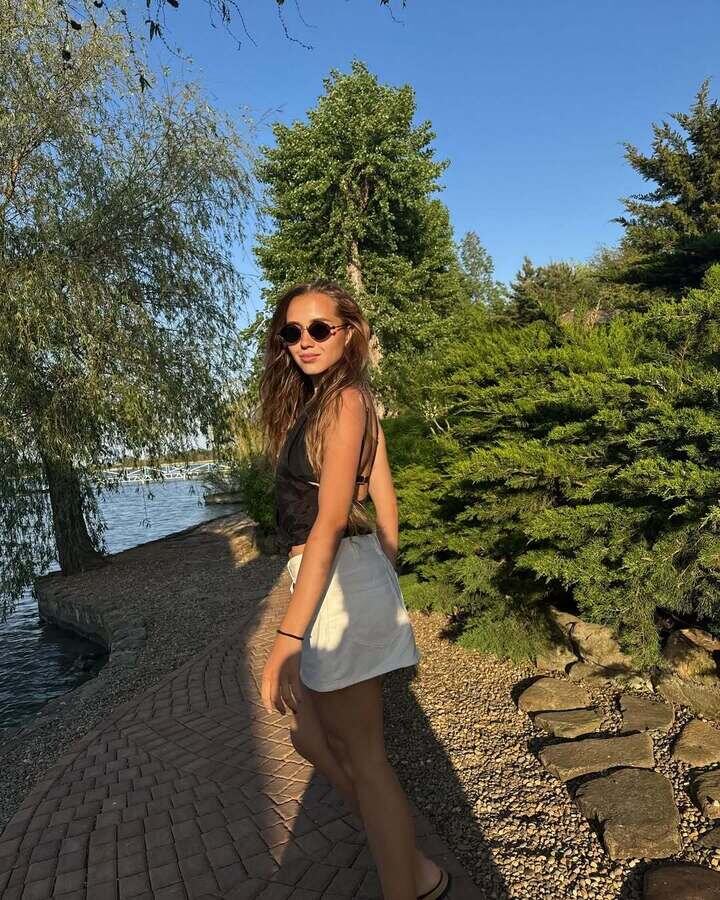     Елена Радионова: соцсети