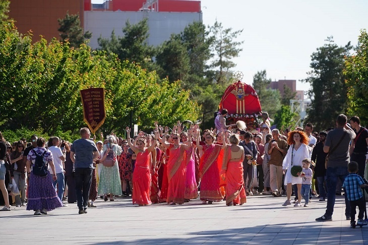 Листайте вправо, чтобы увидеть больше изображений