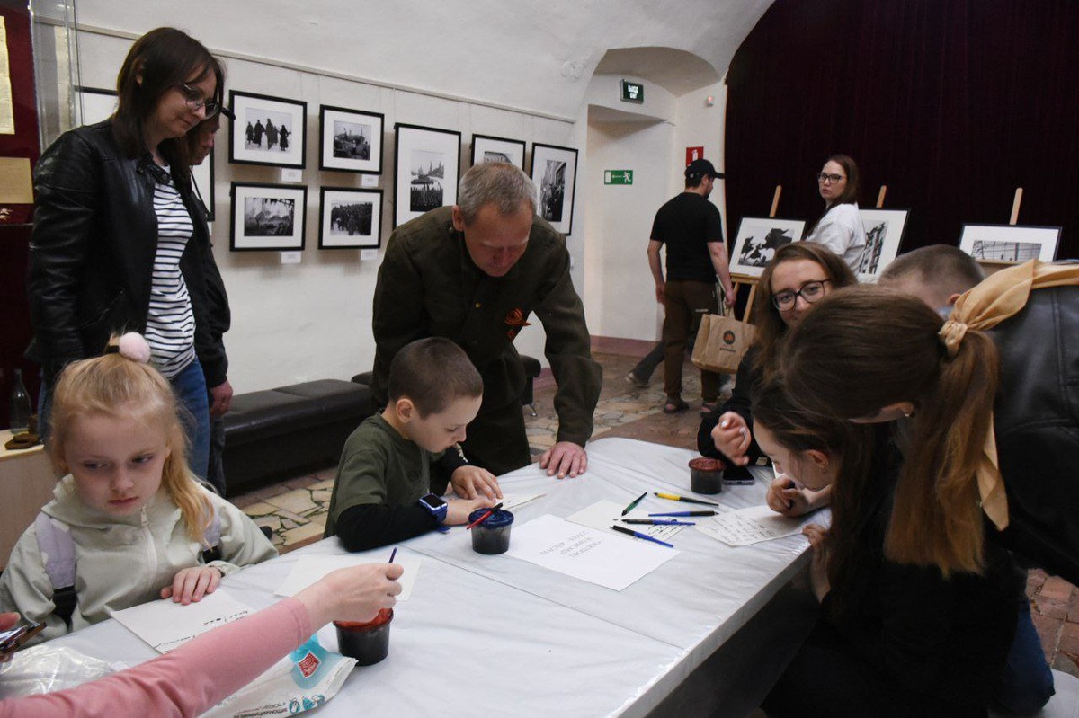  📷    Как это было. Более пяти тысяч оренбуржцев посетили «Ночь музеев» Белов Михаил Александрович