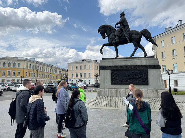 В Твери уникальную экскурсию провели подростки для подростков