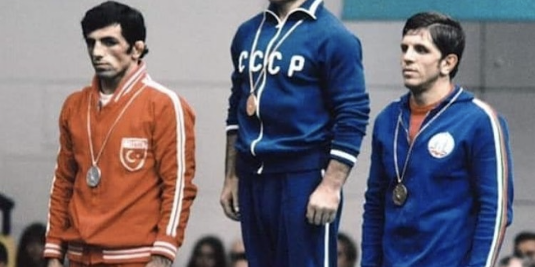 "Советские чиновники сказали свести поединок вничью. Они просчитались..." Как и с каким трудом Загалав Абдулбеков стал олимпийским чемпионом