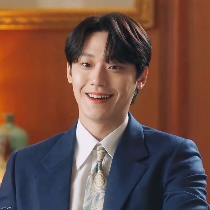 Ли Дохён в роли Хвана Хите