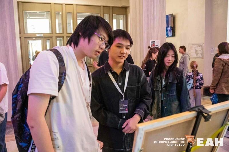 Листайте вправо, чтобы увидеть больше изображений