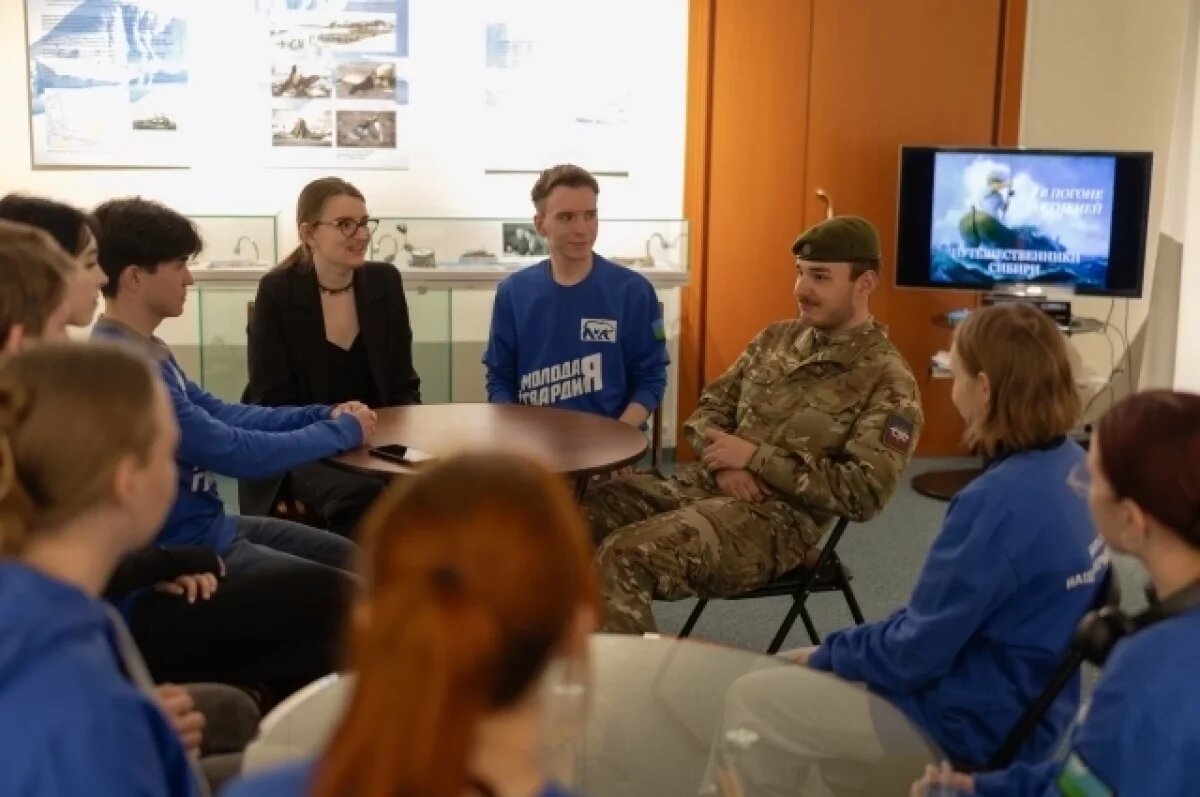    Встреча состоялась в ночь музеев.