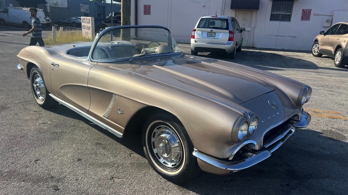 Chevrolet Corvette 1962