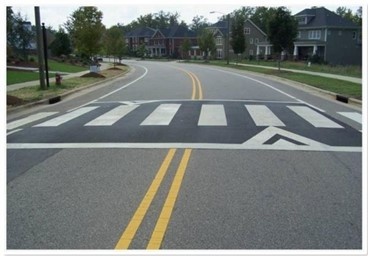 Рис. 1 Приподнятый переход