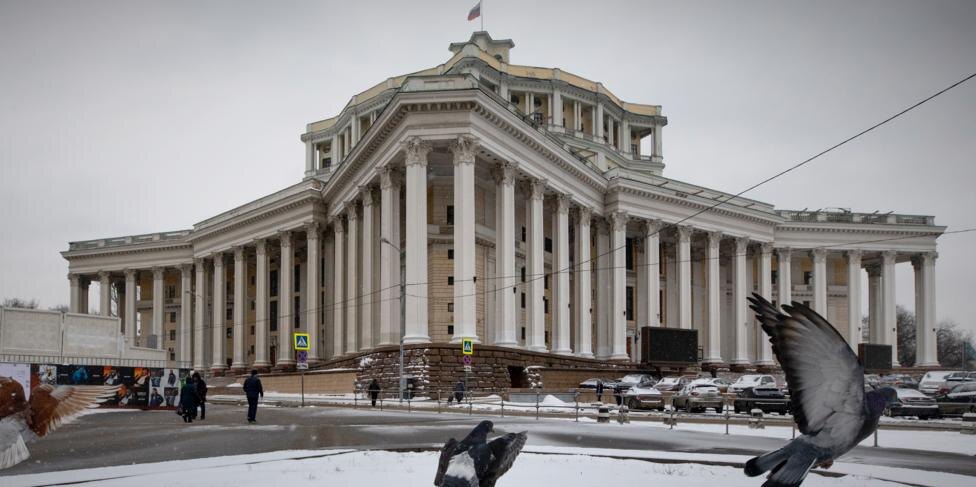 Здание театра, где произошло незабываемое приключение