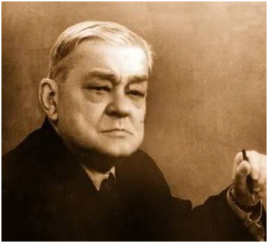 Архитектор П.А. Щербачев. Одинаково успешно работая во всех архитектурных стилях, сменявших друг друга на протяжении его долгой карьеры, в душе был приверженцем классики