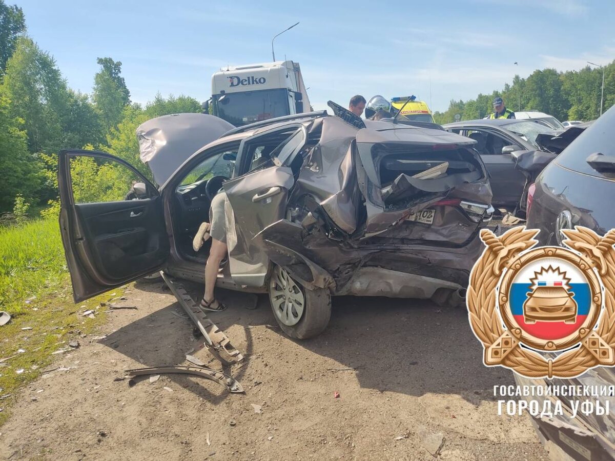    В массовом ДТП на Нагаевском шоссе в Уфе столкнулись шесть машин