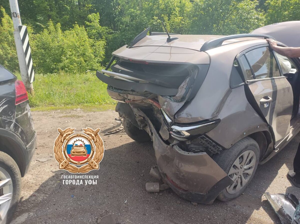    В массовом ДТП на Нагаевском шоссе в Уфе столкнулись шесть машин