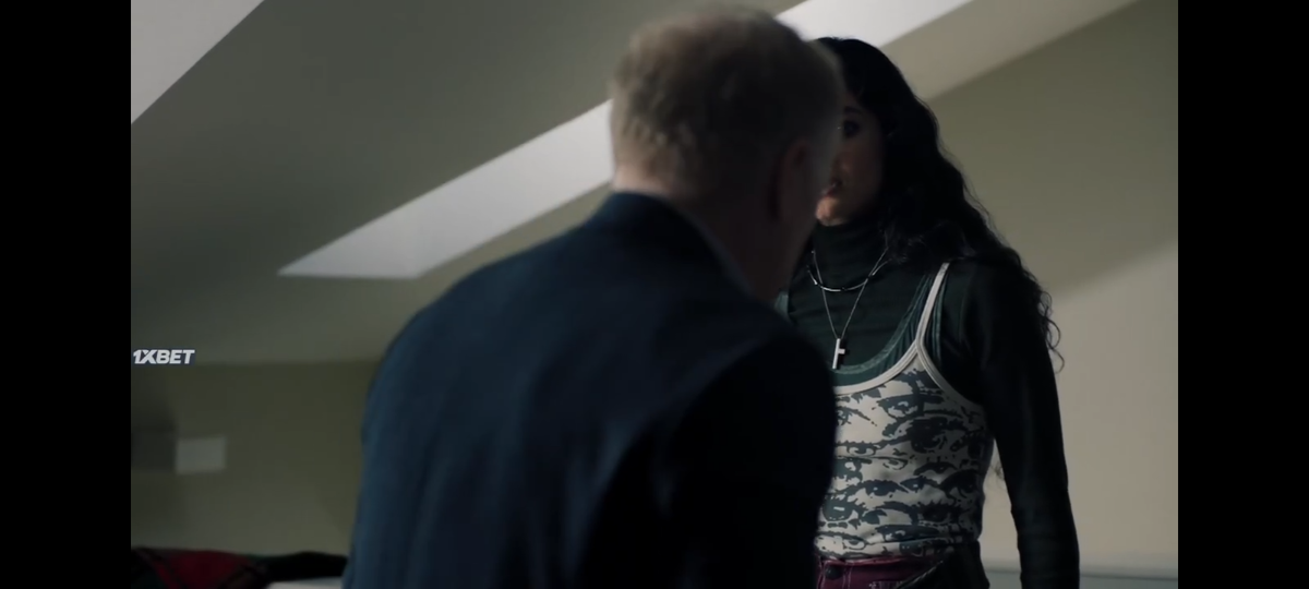 Кадр из сериала. 