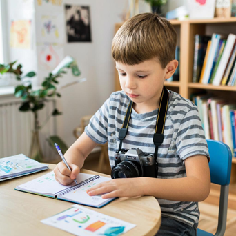 Сделаем пять фотографий объектов заданного цвета /Prazdnikvest.ru