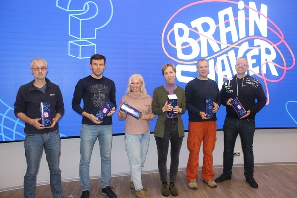 фото взято с сайта https://yandex.ru/images/search?from=tabbar&img_url=https%3A%2F%2Fmyatom.ru%2Fwp-content%2Fuploads%2F2023%2F10%2FIMG_7807-1-scaled.jpg&lr=56&pos=5&rpt=simage&text=В%20Челябинске%20в%20Информационном%20центре%20по%20атомной%20энергии%20прошла%20финальная%20игра%20интеллектуального%20турнира%20“BeinShaer.%20Юниоры