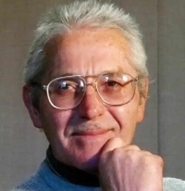 Виктор Гун (Степанов), фото в свободном доступе. К сожаленю фото Александры не нашла