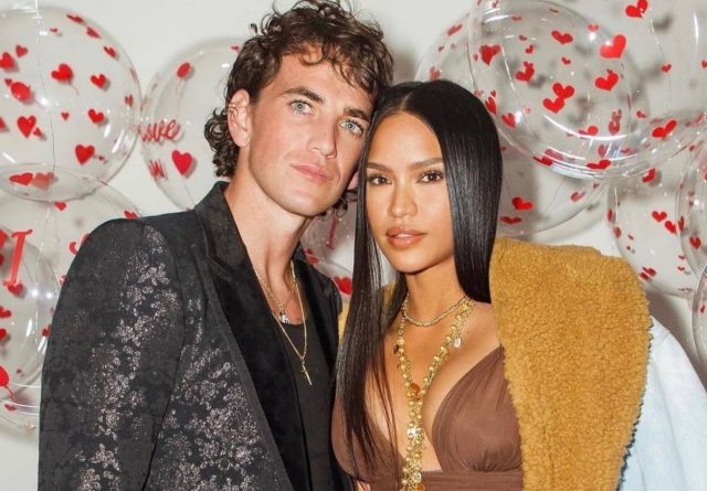    Кэсси Вентура с мужем. Фото: социальные сети