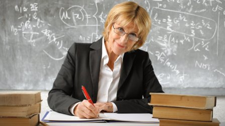 "Учителя, пенсия откладывается: Как получить свои 25 лет и не пролететь на 5 лет?"