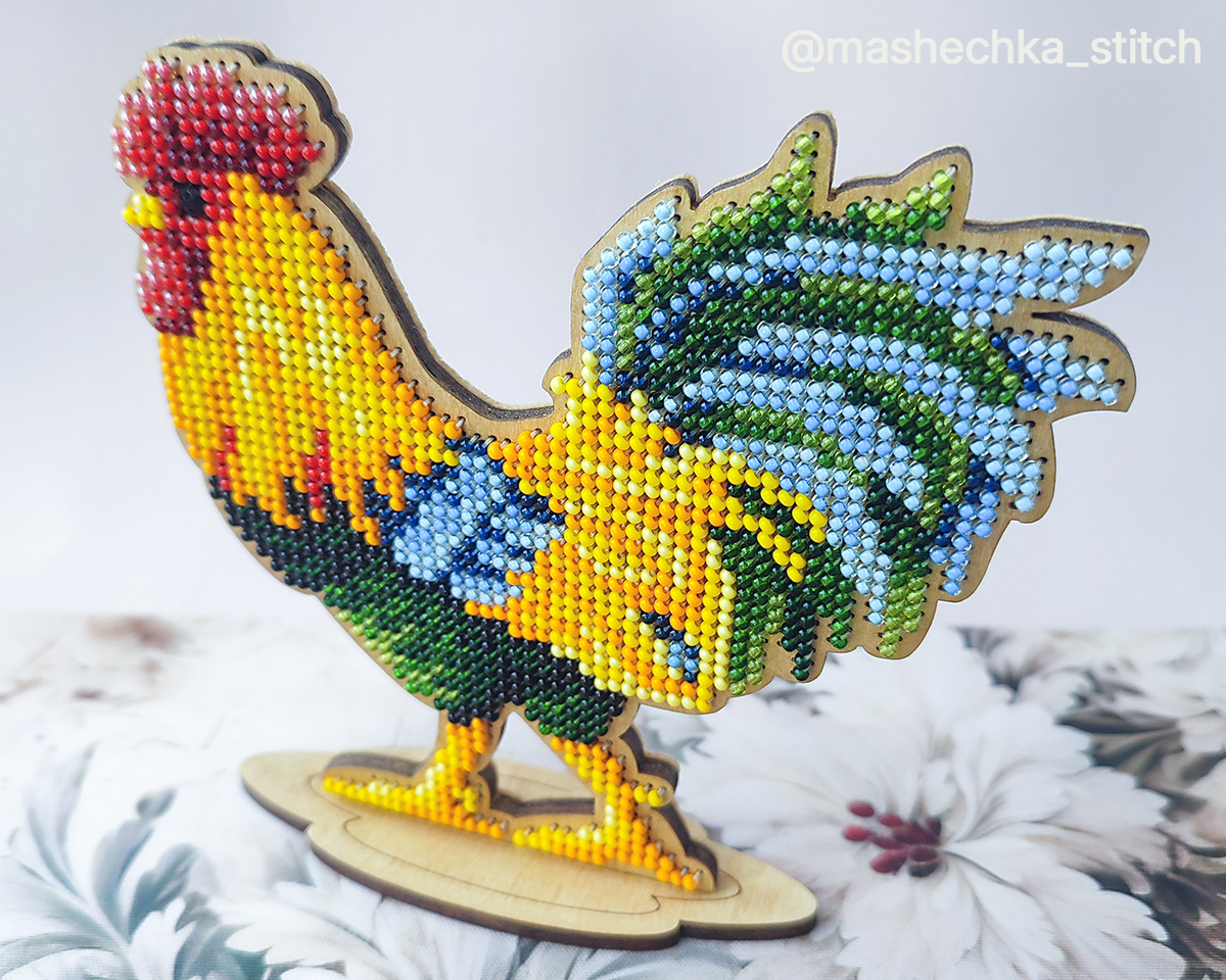 Подставка входит в комплект