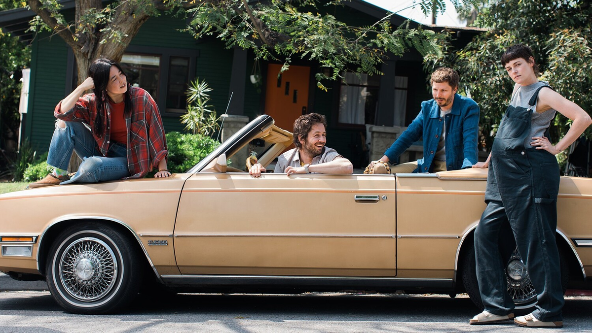 «Сакраменто»: как мужчины учатся чувствовать — и зачем им для этого нужна дорога