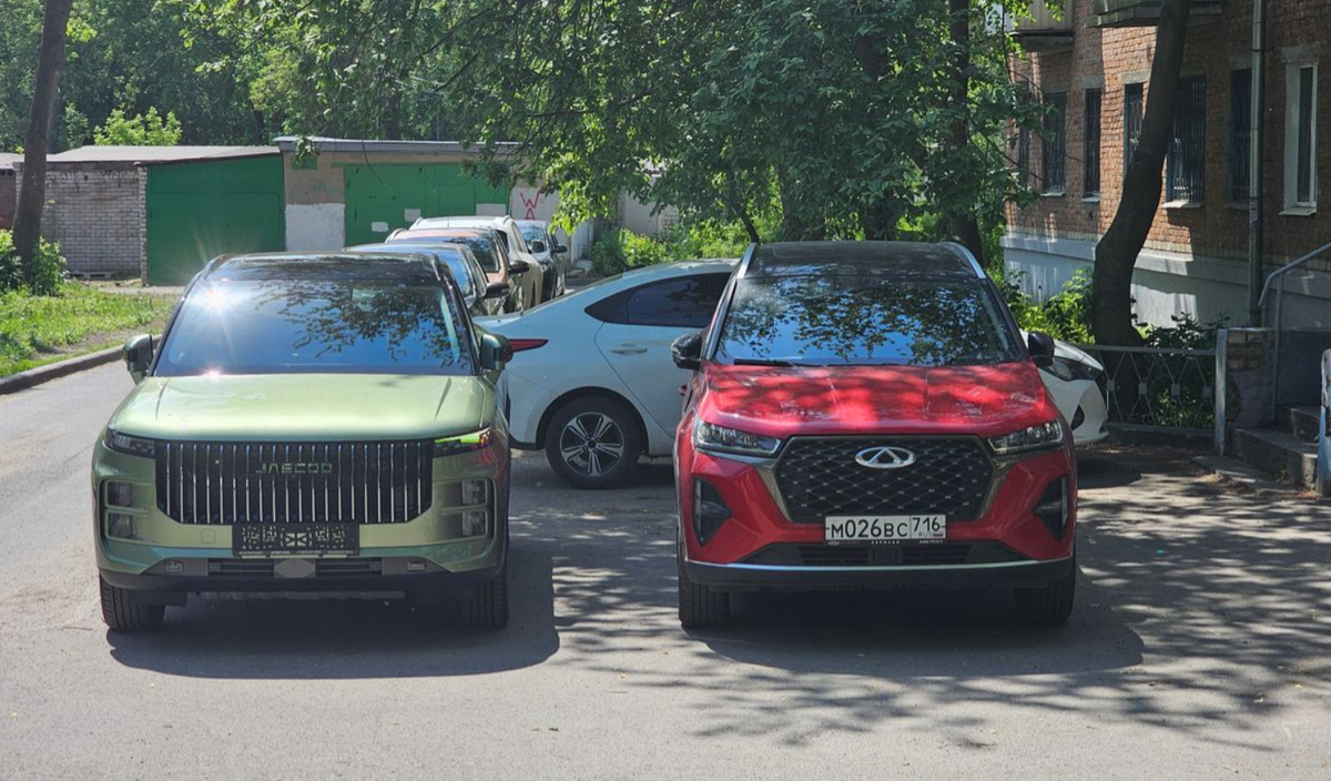 Сравнение размеров Джако с Черри