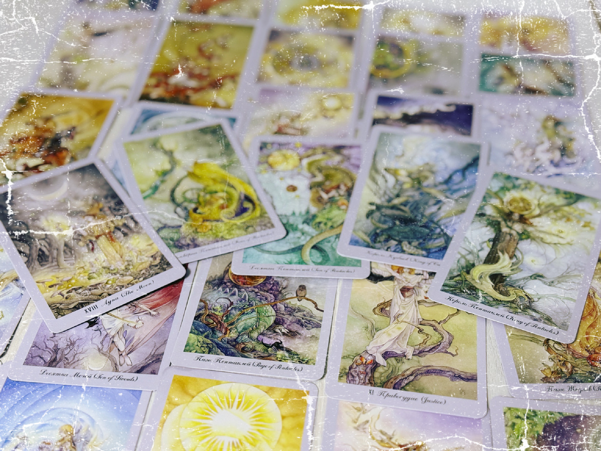 Фото Расклада «Тайны, скрытые за дверью: Какой мужчина на пороге?»