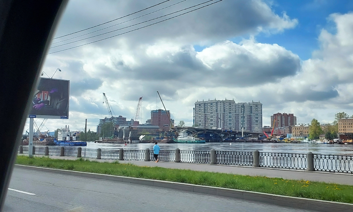 Так наводят мосты)