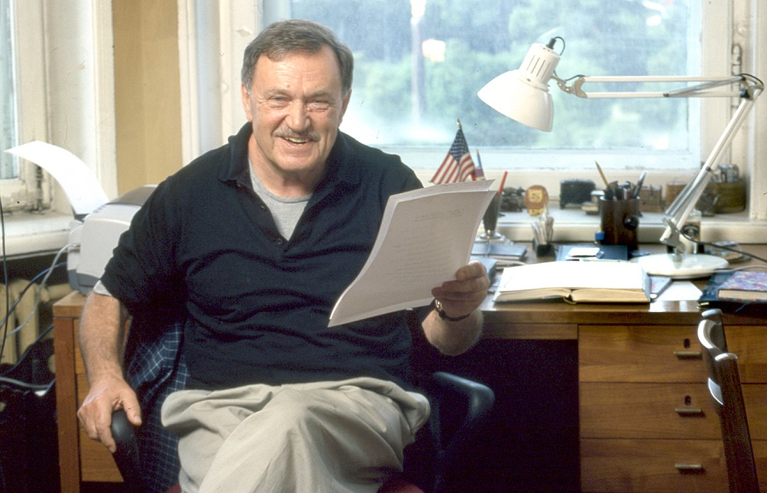 Василий Аксёнов в США  конец 1990- х начало 2000 х годов