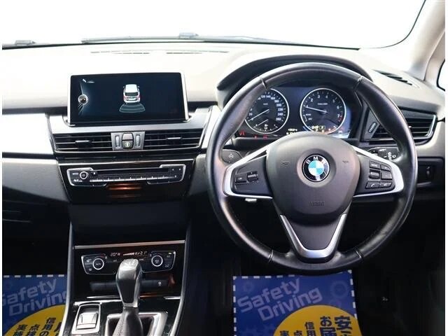 Фото салона, листайте.