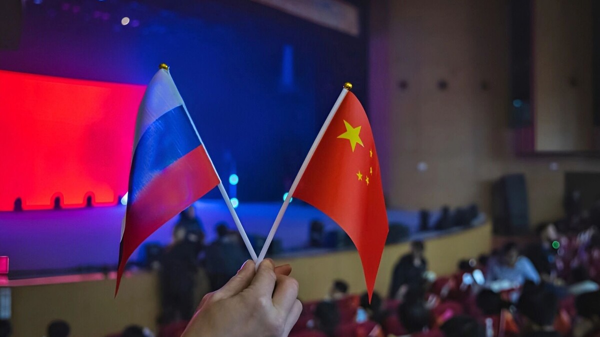     Источник: Пресс-служба комитета по делам молодежи правительства Хабаровского края