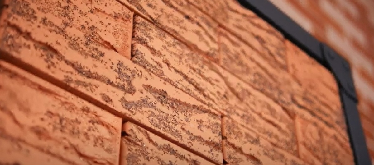 Микроскопический разбор кирпича Kерма Premium Klinker: Анализ структуры, состава, дефектов и факторов, определяющих долговечность на микроур