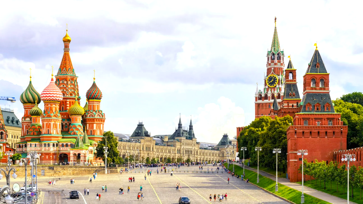 Красная площадь и Кремль