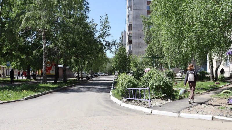     «Росводоканал Барнаул» восстановил благоустройство на 50 городских участках. Фото предоставлено пресс-службой компании «Росводоканал Барнаул», автор Лилия Болатаева.