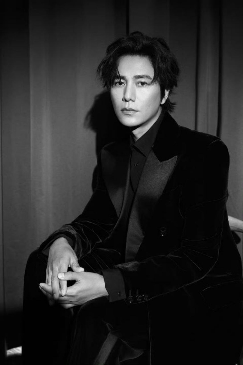 Актёр Чэнь Кунь. Листайте галерею...