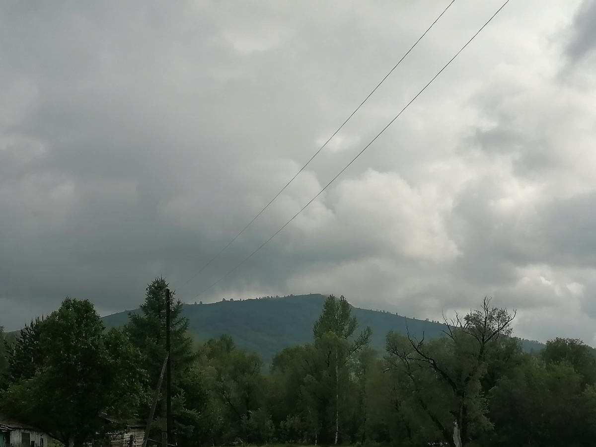 В такую погоду трудно сохранять позитив.