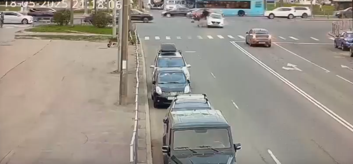 © vk.com/ ДТП и ЧП Санкт-Петербург/ Надежда Алексеева-Цветкова