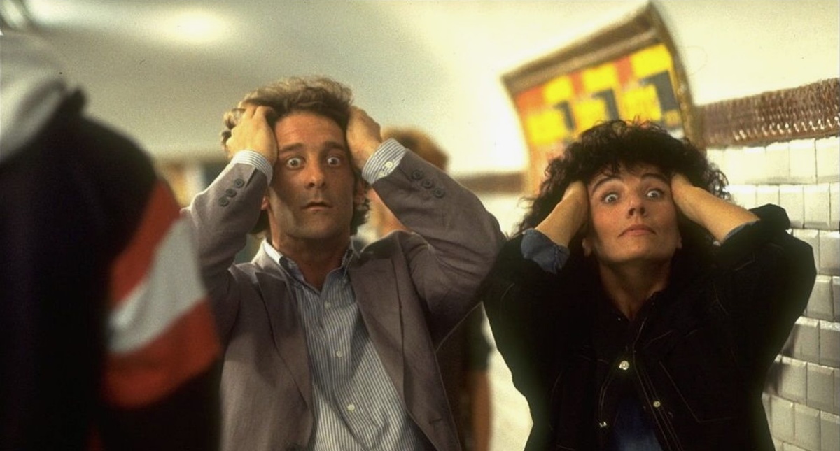 Кадр из фильма "Прекрасная зеленая" (Франция, 1996, реж. Колин Серро)