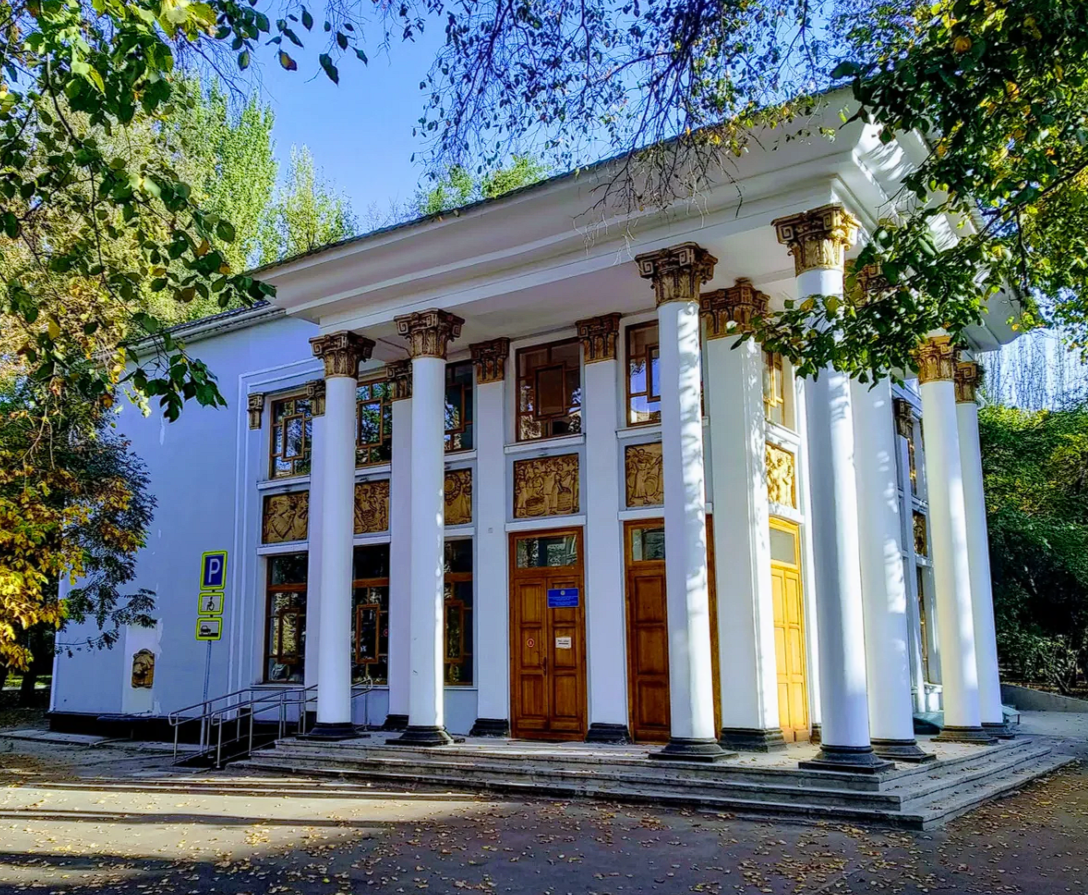 
Международный Центр сближения культур под эгидой ЮНЕСКО
Фото: © предоставлено Олжасом Сулейменовым