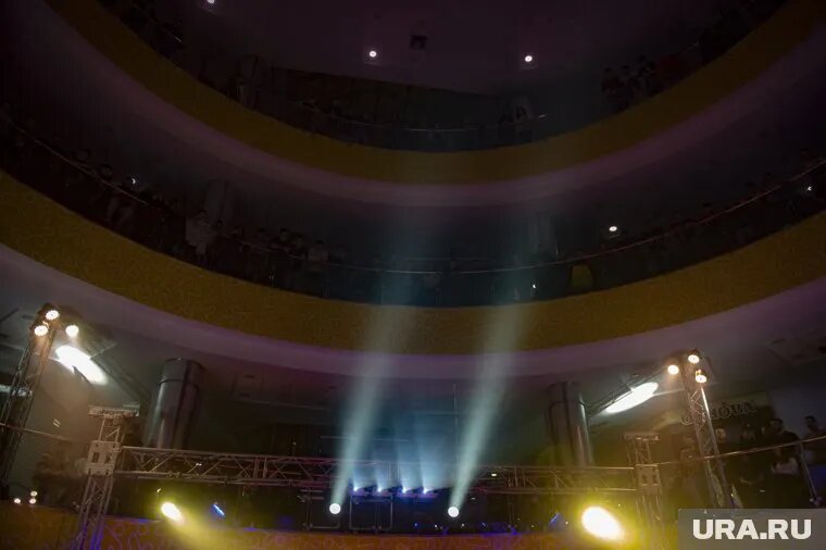 Трагедия разыгралась на манеже цирка. Фото: Сергей Русанов © URA.RU