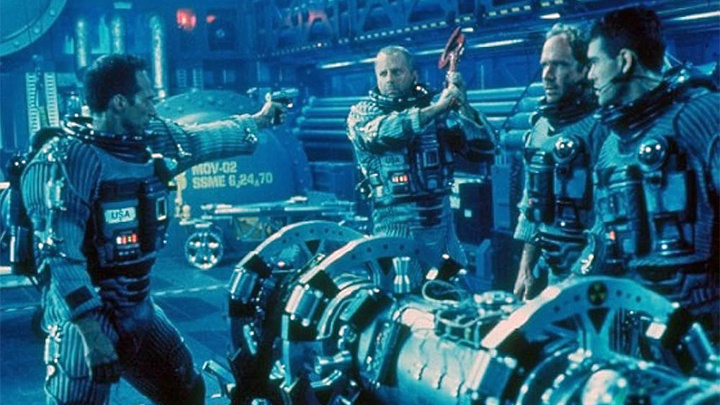    Американцы - вечные победители в борьбе с мировым злом. По крайней мере, так зрителями внушает Голливуд. Кадр из фильма "Армагеддон".