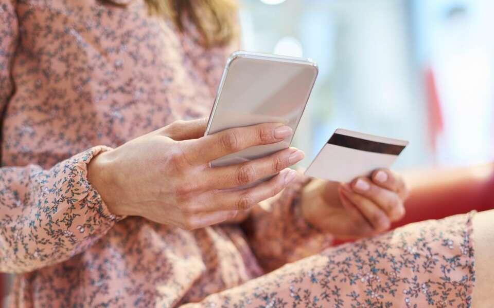    Жители Воронежской области хотят получать в среднем не менее 63 тыс. рублей от gpointstudio на Freepik