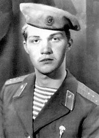 Сергей Сергеевич Громов (1 февраля 1966 года, Кустанай — 5 февраля 1995 года, Грозный) — советский и российский офицер, Герой Российской Федерации