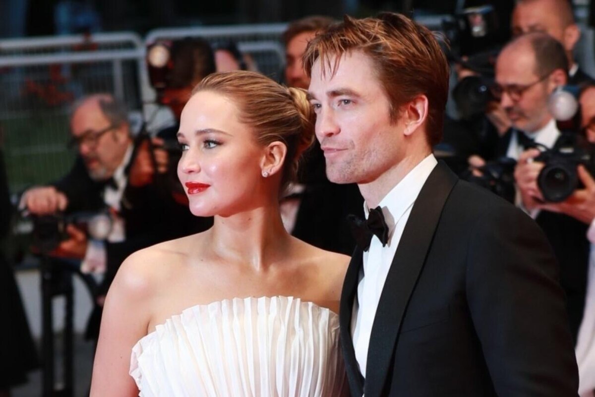    Дженнифер Лоуренс и Роберт Паттинсон LEGION-MEDIA