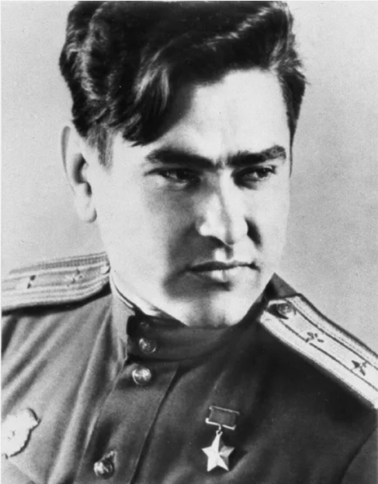 Алексей Петрович Маресьев